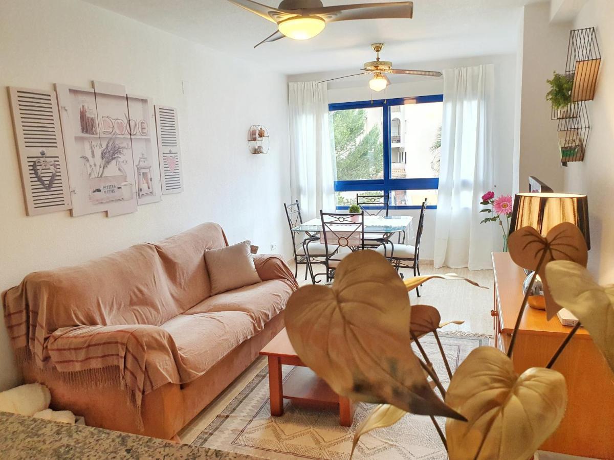 Apartment In Campoamor Overlooking The Swimming Pool Εξωτερικό φωτογραφία