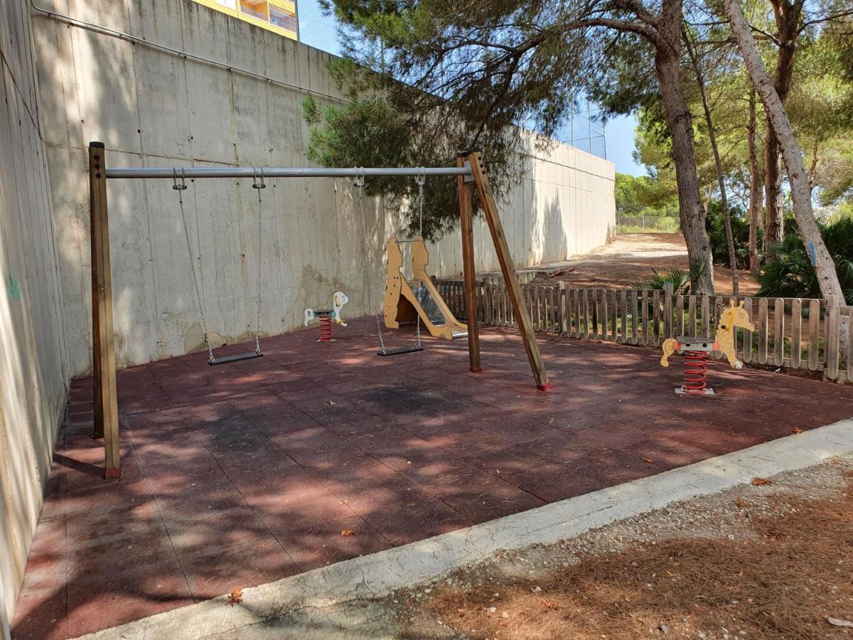 Apartment In Campoamor Overlooking The Swimming Pool Εξωτερικό φωτογραφία