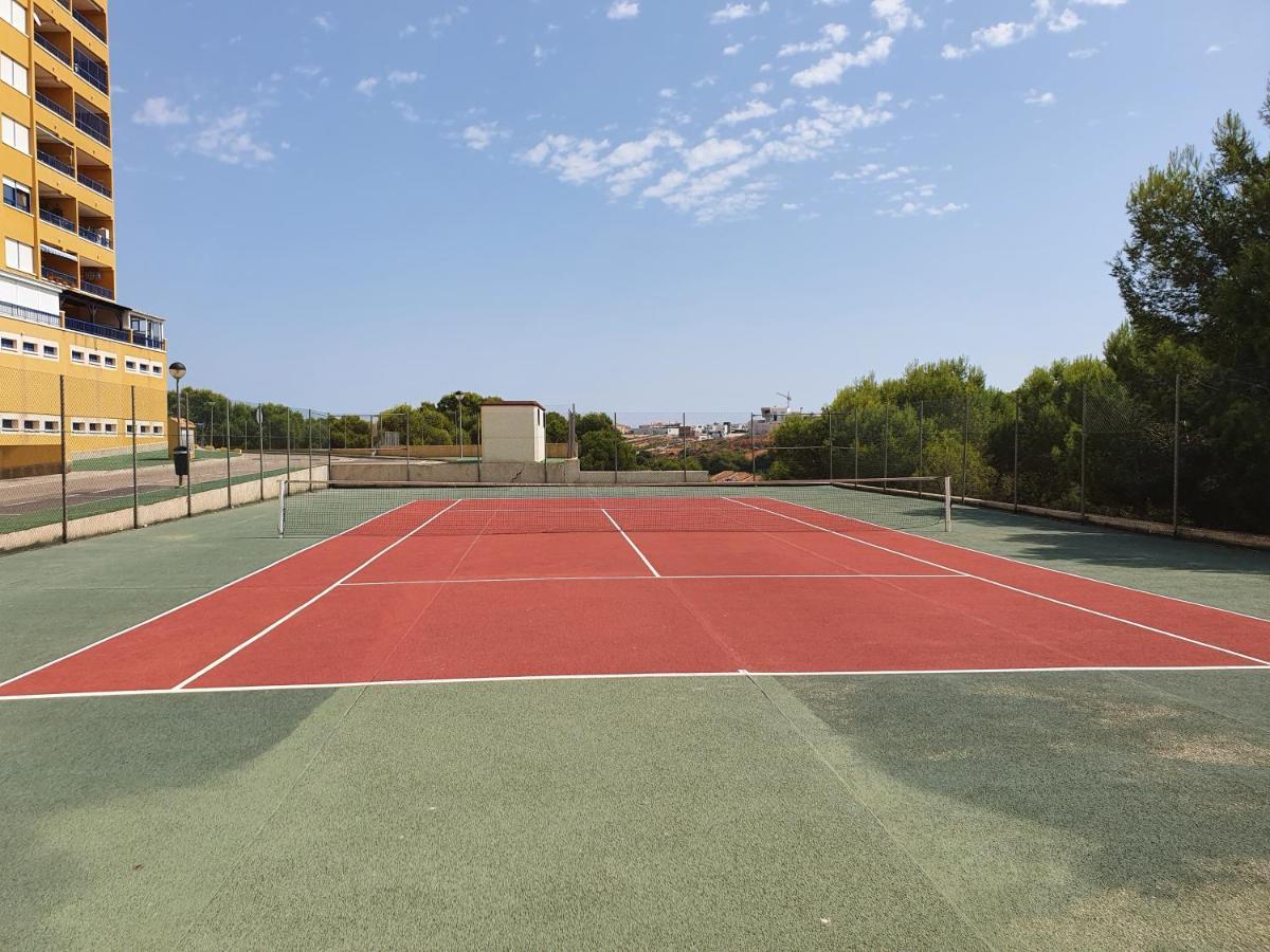 Apartment In Campoamor Overlooking The Swimming Pool Εξωτερικό φωτογραφία