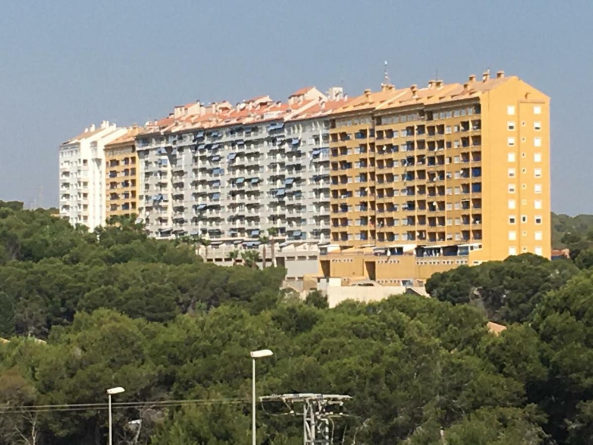 Apartment In Campoamor Overlooking The Swimming Pool Εξωτερικό φωτογραφία